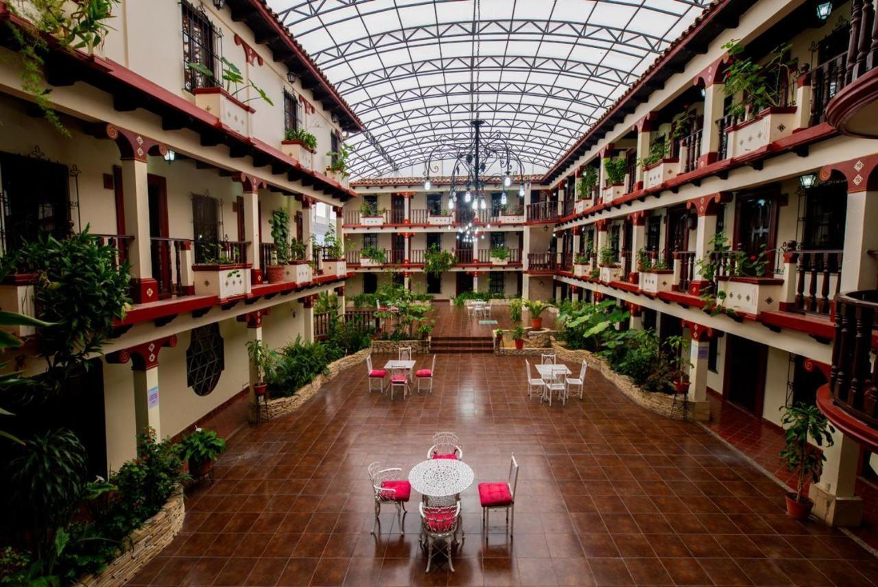 Hotel D'Monica San Cristóbal de Las Casas Kültér fotó